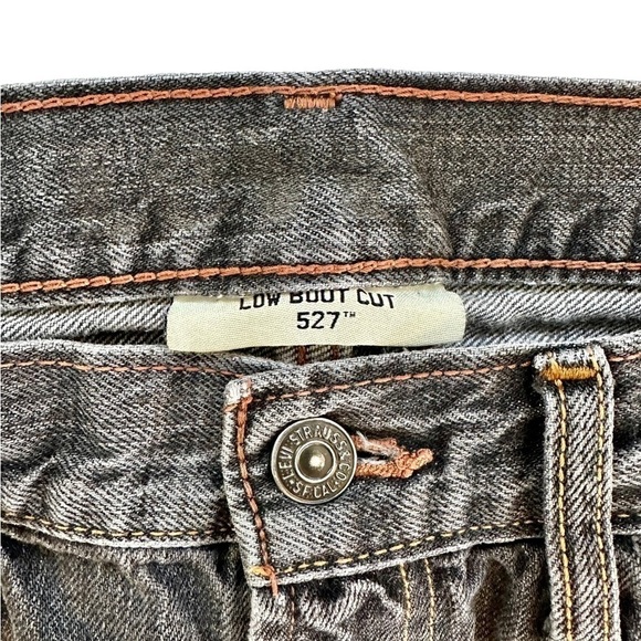 VINTAGE Levi jeans, 547, low bootcut 32–32 - Picture 2 of 3